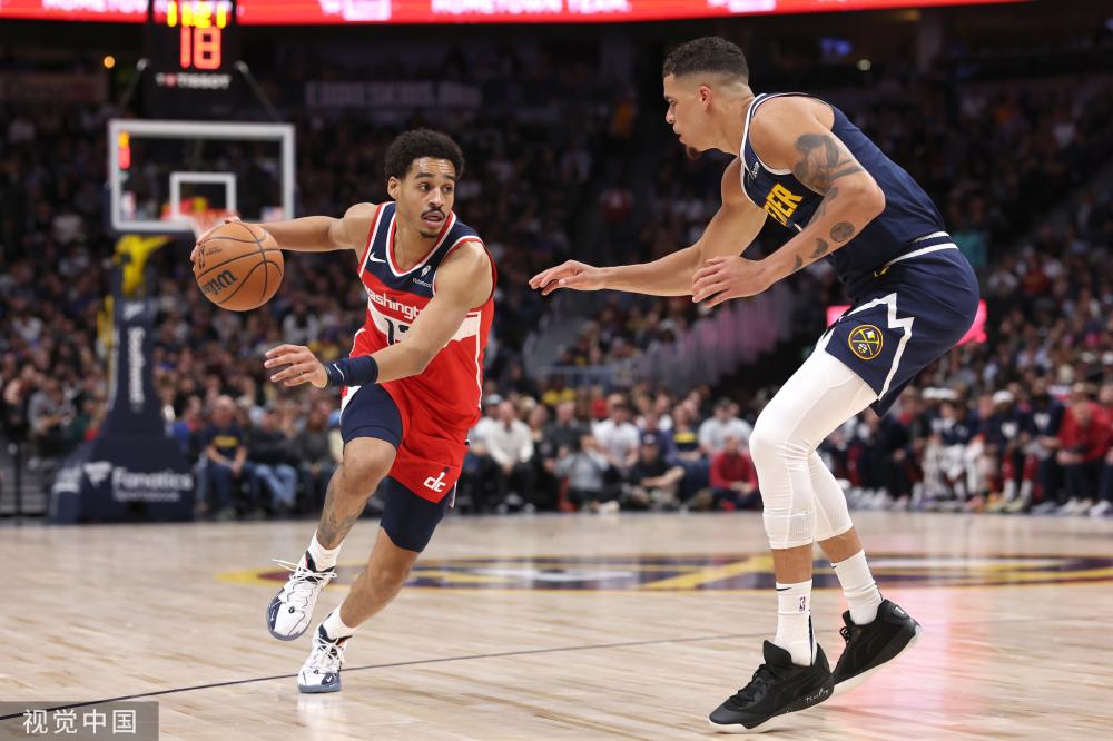 在比赛后半 在比赛后半