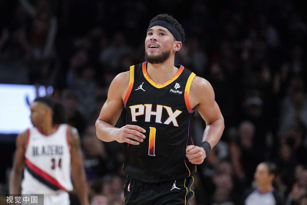 备受瞩目的 备受瞩目的